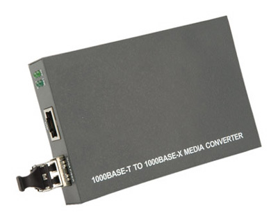 Convertisseur RJ45 Gigabit Ethernet / transceiver SFP (mini-GBIC) inclus, 1000Base-SX / LC Duplex, Multimode, 1G, Roline
